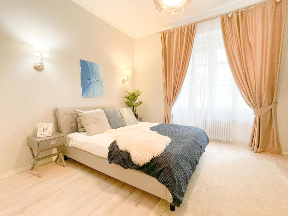 Downtown Deak-Ferris Wheel Luxury Home Budapest Eksteriør billede
